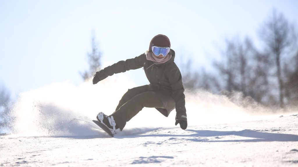 Small Side Edge for snowboard carving